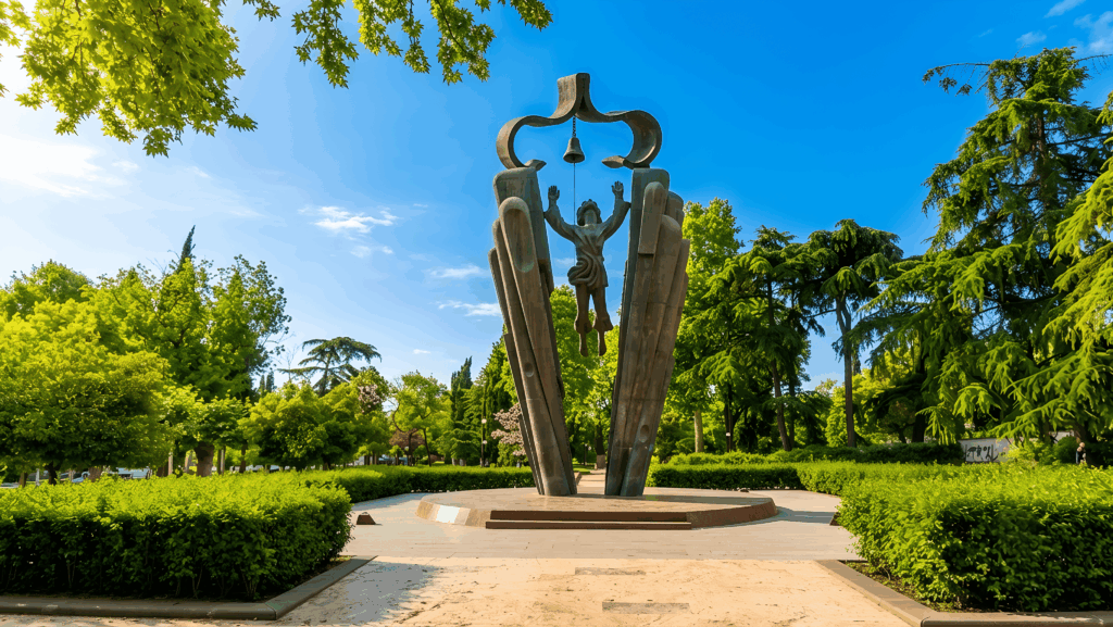 Парк Деда Эна в Тбилиси